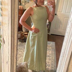 Elegant Green Sleeveless Dress